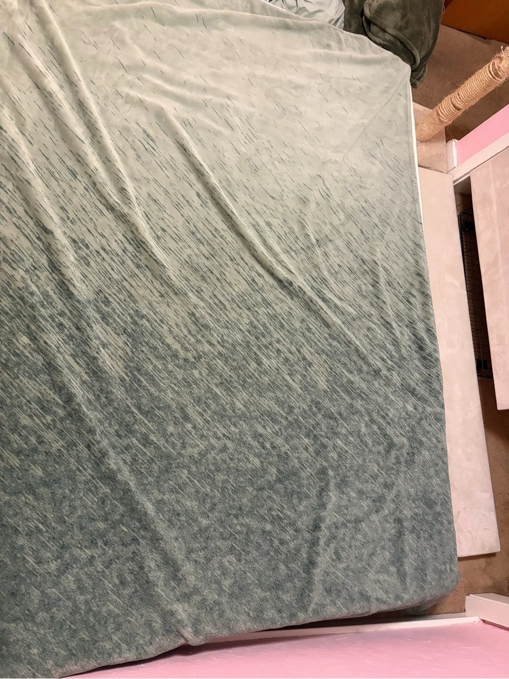 Queen green blanket